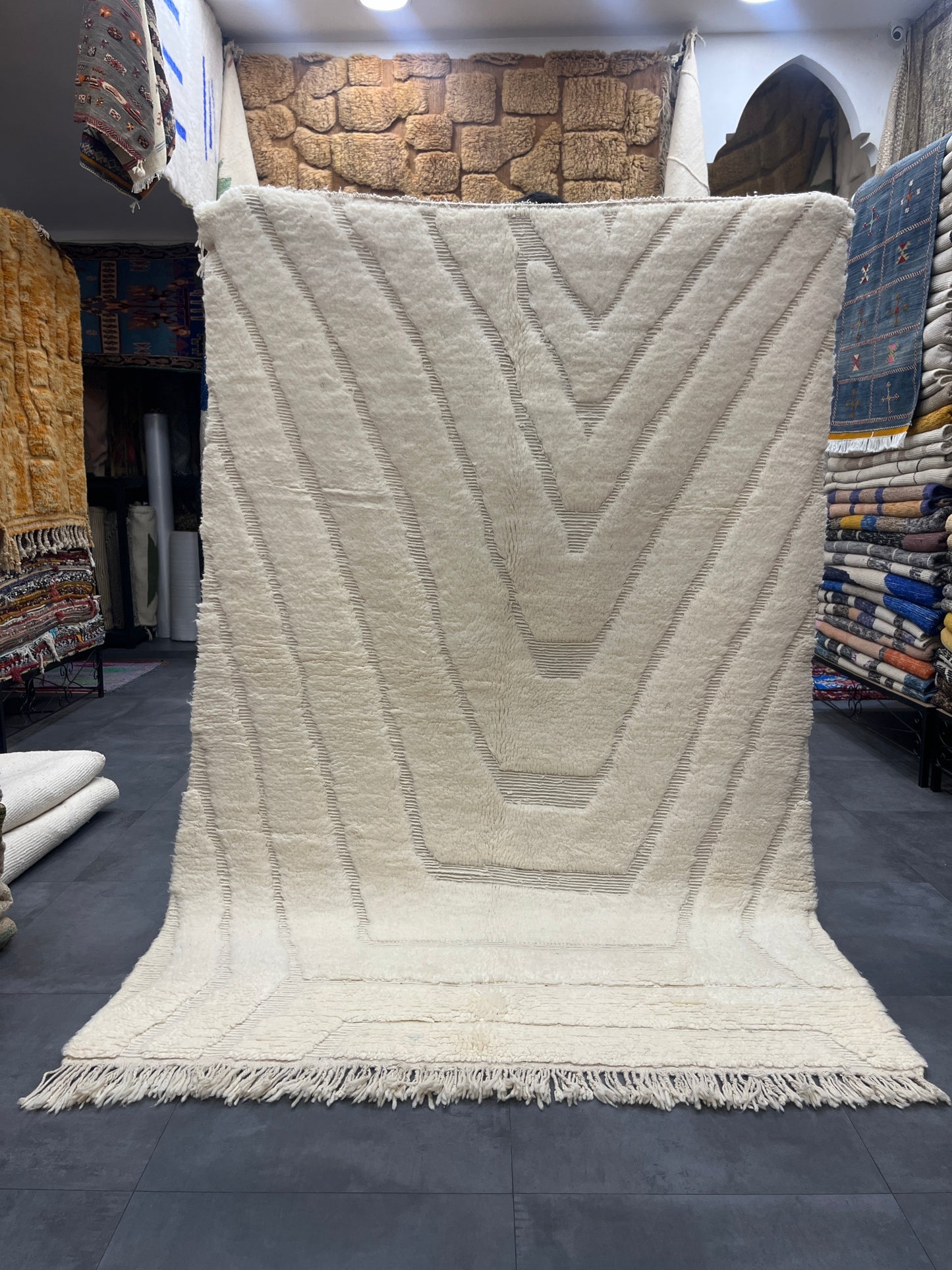 Moroccan Berber Rug - Beni Ourain White Abstract Lines Foundation 2.6 X 1.6m | 100% Wool Handmade