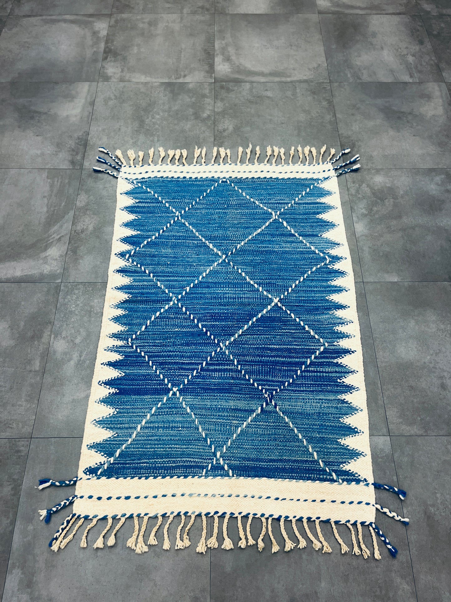 Moroccan Berber Runner - Zennafe Beni Ouarin Reversible 1.5m X 1m | 100% Wool Handmade